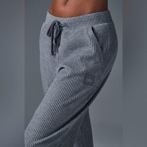 Alo Muse Steel Gray Ribbed Joggers